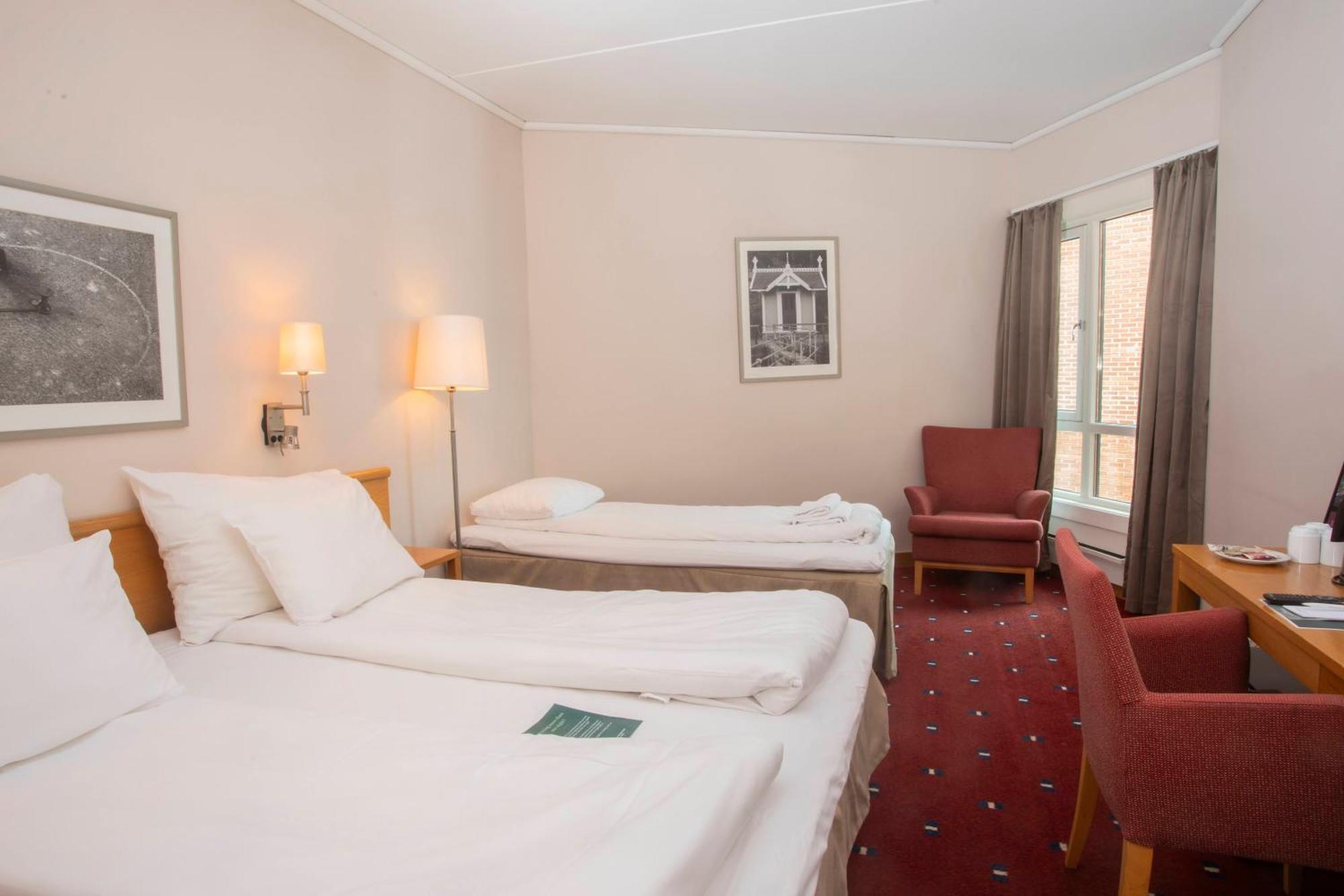 Home Hotel Bryggeparken Skien Bagian luar foto