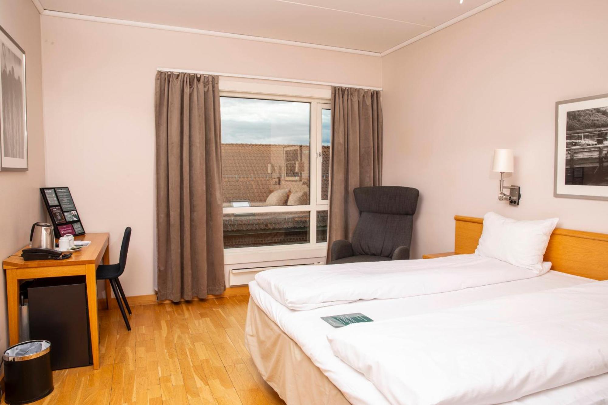 Home Hotel Bryggeparken Skien Bagian luar foto